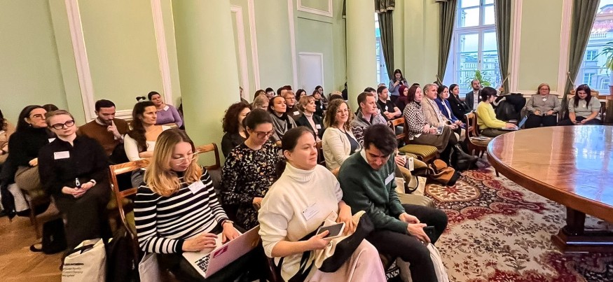 Sztuczna inteligencja i język kaszubski. Wyzwania dla mediów [CSB]