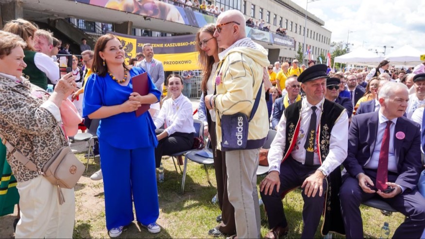 Gdynia z dwujęzycznymi tablicami. Kaszubskie nazwy na wjazdach