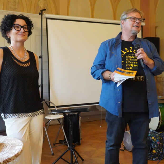 jezyk-kaszubski-dyskryminacja-uniwersytet-warszawski