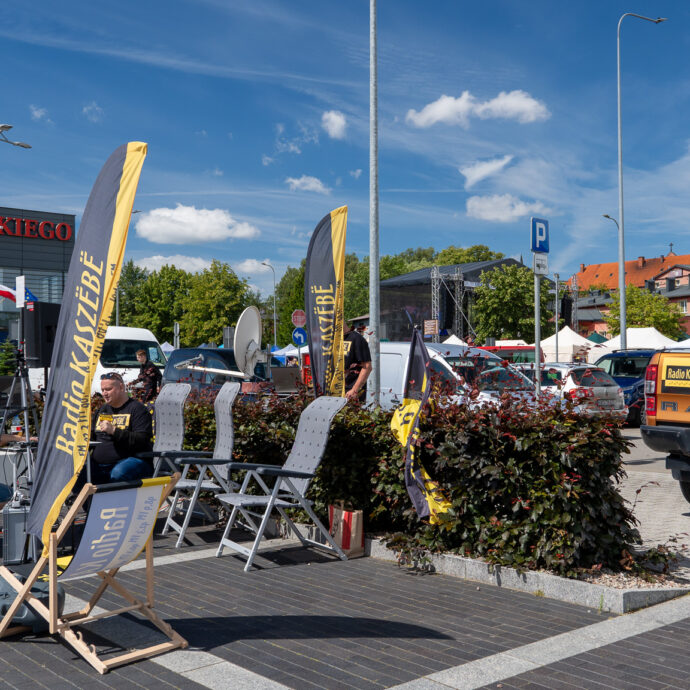 radiokaszebe-lato-cztery-na-cztery-ford-ranger