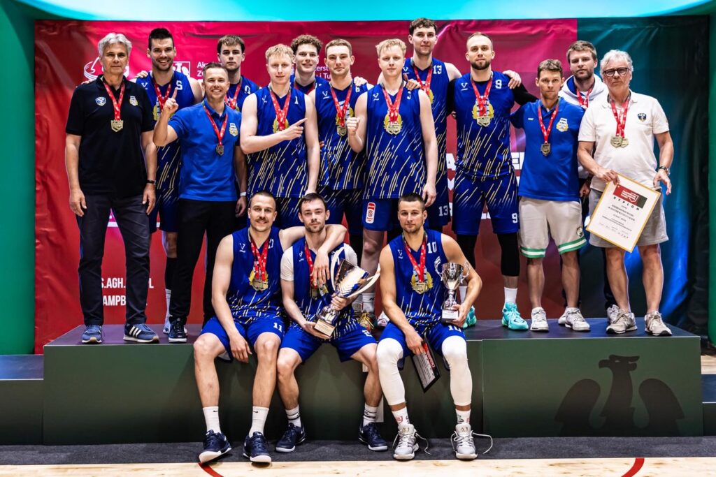 BSA-AMW-Arka-Gdynia-mezczyzni